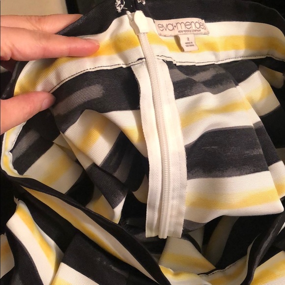 Eva Mendes for New York and Company skirt size 2 - Picture 6 of 6